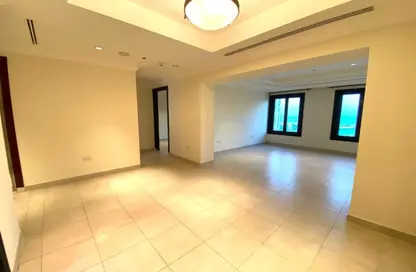 Apartment - 1 Bedroom - 2 Bathrooms for rent in East Porto Drive - Porto Arabia - The Pearl Island - Doha