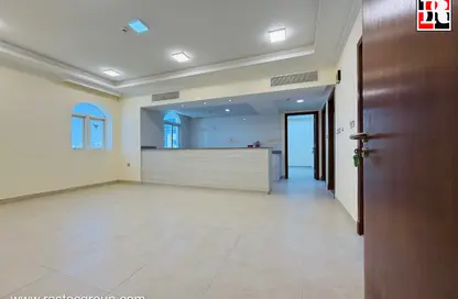 Apartment - 2 Bedrooms - 3 Bathrooms for rent in Al Mansoura - Al Mansoura - Doha