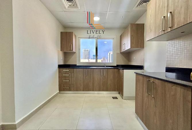 941704 - Property Image 2
