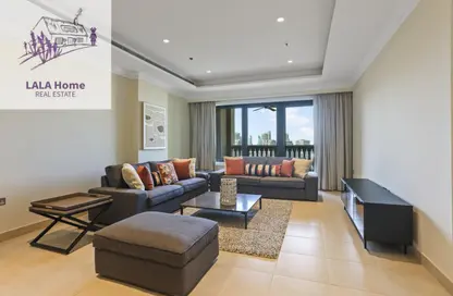 Apartment - 2 Bedrooms - 3 Bathrooms for rent in East Porto Drive - Porto Arabia - The Pearl Island - Doha
