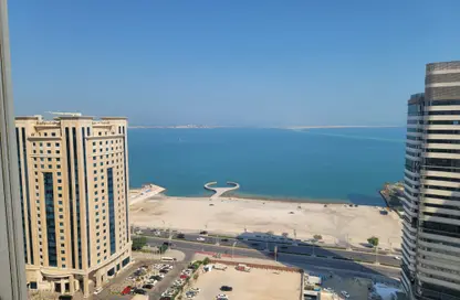 Apartment - 3 Bedrooms - 4 Bathrooms for rent in West Bay Tower - West Bay - West Bay - Doha