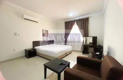 Apartment - Studio - 1 Bathroom for rent in Al Dafna - Al Dafna - Doha