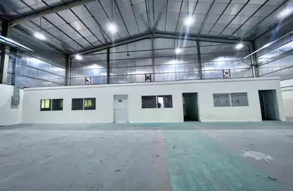Warehouse - Studio - 1 Bathroom for rent in Industrial Area 1 - Industrial Area - Doha