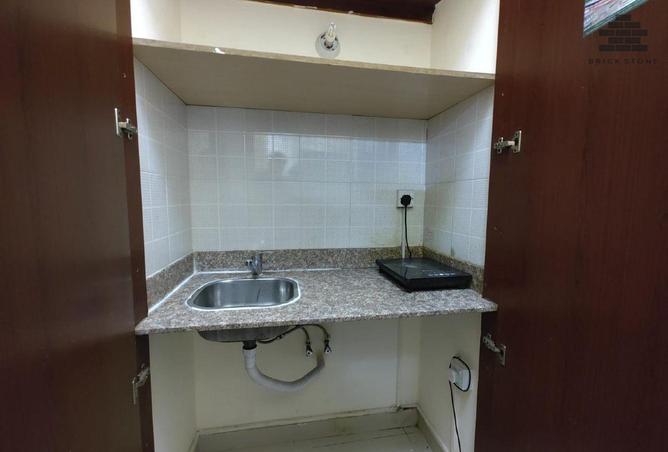 909936 - Property Image 3