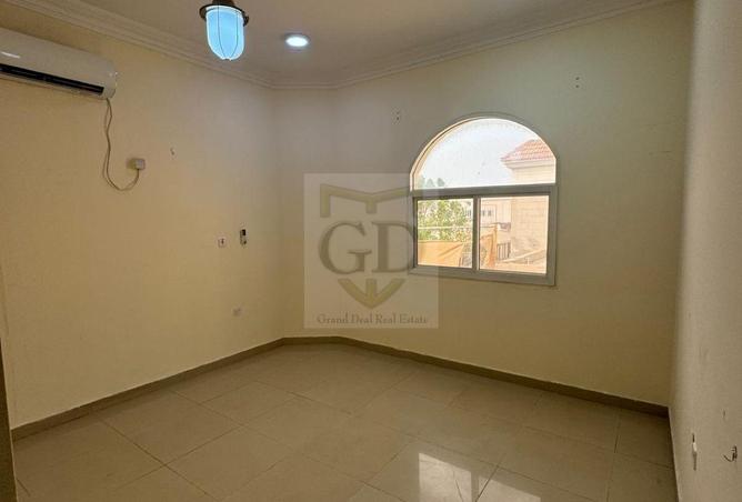 944083 - Property Image 3