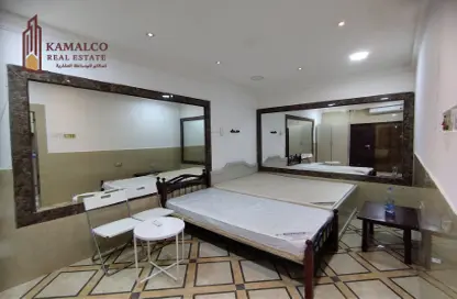Apartment - Studio - 1 Bathroom for rent in Umm Ghwailina Comm - Umm Ghuwalina - Umm Ghuwailina - Doha