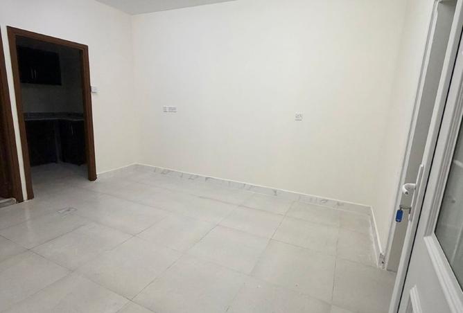 996243 - Property Image 3