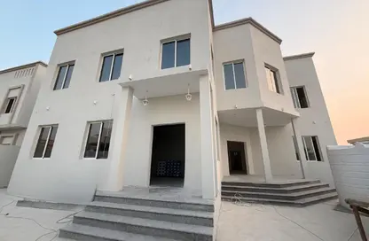 فيلا - 7 غرف نوم - 4 حمامات للبيع في الوكير - الوكير - الوكرة