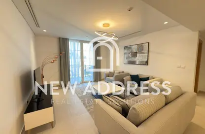 Apartment - 1 Bedroom - 2 Bathrooms for rent in Floresta Gardens - The Pearl Island - Doha