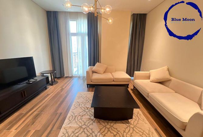 956748 - Property Image 3