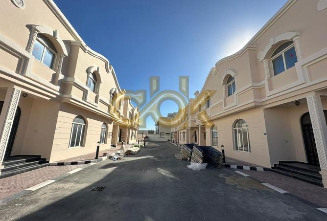 998743 - Property Image 3