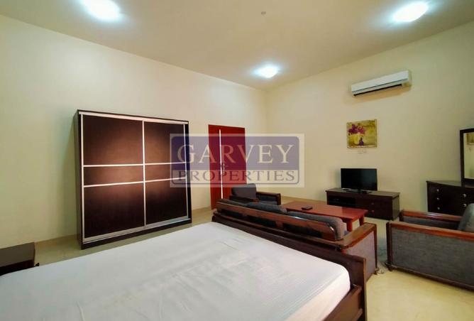 1003619 - Property Image 3