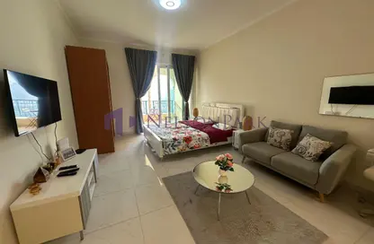 Apartment - Studio - 1 Bathroom for rent in Viva East - Viva Bahriyah - The Pearl Island - Doha