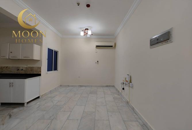 984651 - Property Image 2