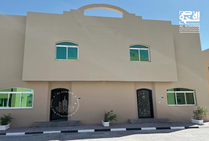 Villa - 3 Bedrooms - 3 Bathrooms for rent in Ain Khaled - Doha