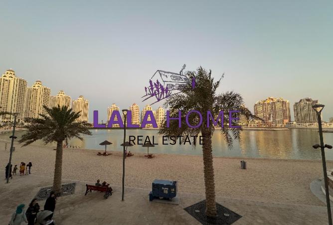 956806 - Property Image 2