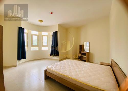 شقة - 2 غرف نوم - 2 حمامات للكراء في فريج بن محمود - الدوحة