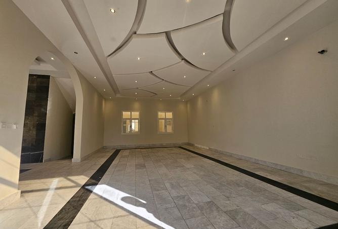 960727 - Property Main Image