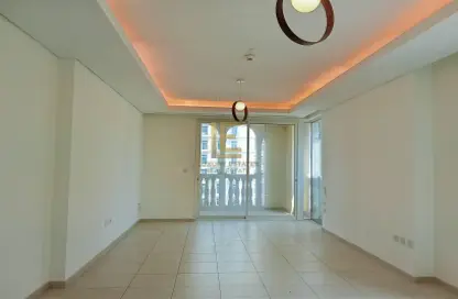 Apartment - 2 Bedrooms - 3 Bathrooms for rent in Viva Bahriyah - The Pearl Island - Doha