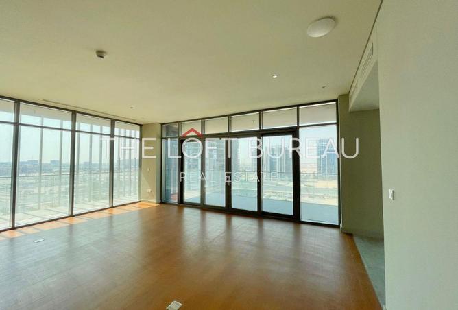 979628 - Property Image 2