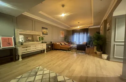 شقة - 2 غرف نوم - 3 حمامات للايجار في دي 22 - فوكس هيلز - الوسيل