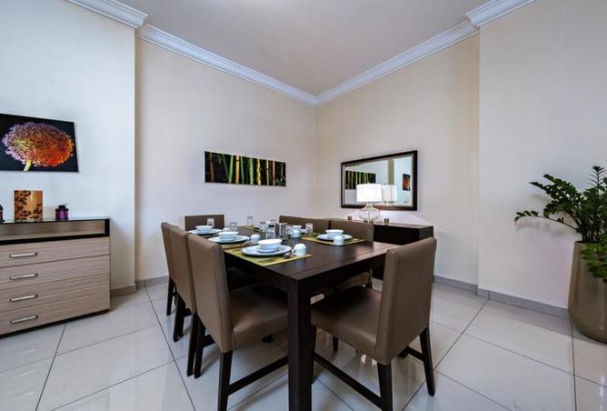 963704 - Property Image 3