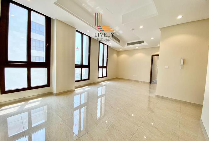 948613 - Property Image 2