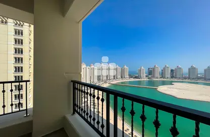 صورة لـ شرفة شقة - 2 غرف نوم - 3 حمامات للايجار في فيفا بحرية شرق - فيفا بحرية - جزيرة اللؤلؤة - الدوحة ، صورة رقم 1