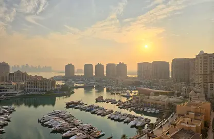 Apartment - 1 Bedroom - 2 Bathrooms for rent in East Porto Drive - Porto Arabia - The Pearl Island - Doha