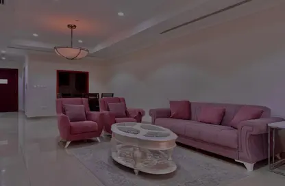 Apartment - 2 Bedrooms - 3 Bathrooms for rent in Tower 16 - Porto Arabia - The Pearl Island - Doha