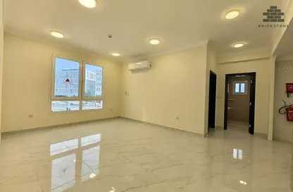 Apartment - 3 Bedrooms - 2 Bathrooms for rent in Musheireb Tower - Musheireb - Musheireb - Doha