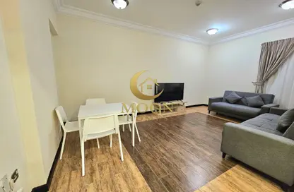 Apartment - 2 Bedrooms - 2 Bathrooms for rent in Fereej Bin Mahmoud North - Fereej Bin Mahmoud - Doha