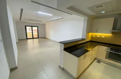 Apartment - 1 Bathroom for rent in East Porto Drive - Porto Arabia - The Pearl Island - Doha