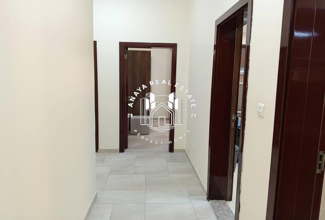 930102 - Property Image 3