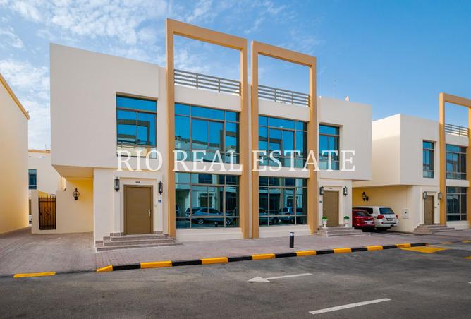 971099 - Property Image 2