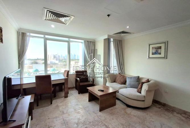 945003 - Property Image 2
