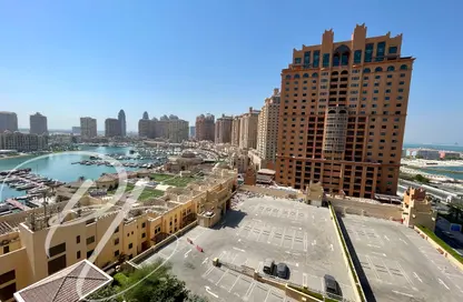 Apartment - 1 Bedroom - 2 Bathrooms for rent in Tower 18 - Porto Arabia - The Pearl Island - Doha