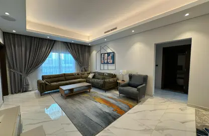 Apartment - 2 Bedrooms - 2 Bathrooms for rent in Giardino Gardens - Giardino Villas - The Pearl Island - Doha