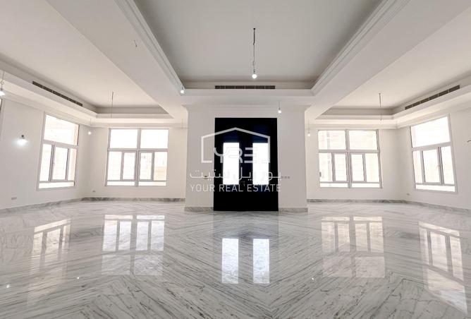 846405 - Property Image 2