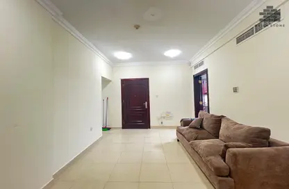 شقة - 2 غرف نوم - 2 حمامات للايجار في شارع السد - السد - الدوحة