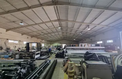 Warehouse - Studio - 4 Bathrooms for rent in Industrial Area - Industrial Area - Doha