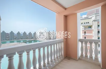 Apartment - 2 Bedrooms - 3 Bathrooms for sale in Viva East - Viva Bahriyah - The Pearl Island - Doha