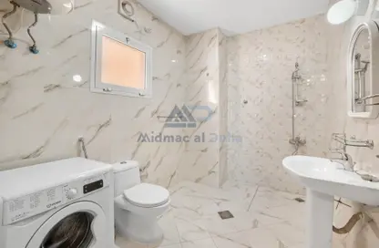Apartment - 2 Bedrooms - 2 Bathrooms for rent in Muaither South - Muaither Area - Doha