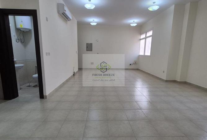 967479 - Property Image 2