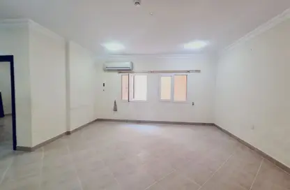 Apartment - 2 Bedrooms - 2 Bathrooms for rent in Muntazah 7 - Al Muntazah - Doha