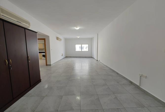 940118 - Property Image 2