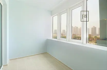 Empty Room image for: Apartment - 3 Bedrooms - 3 Bathrooms for sale in Viva West - Viva Bahriyah - The Pearl Island - Doha, Image 1