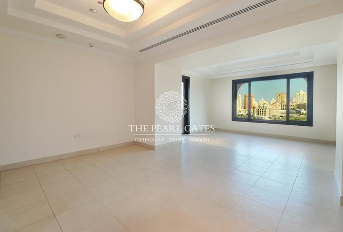 902478 - Property Image 2