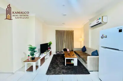 Apartment - 1 Bedroom - 1 Bathroom for rent in Umm Ghwailina Comm - Umm Ghuwalina - Umm Ghuwailina - Doha