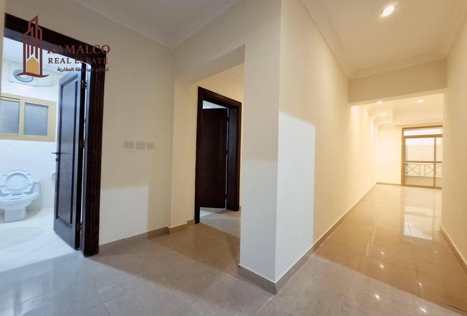 931345 - Property Image 2